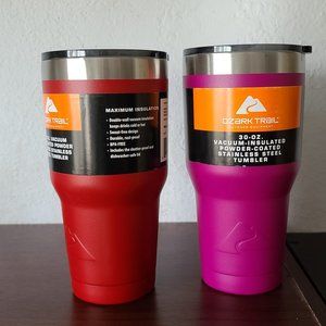 2x 30 oz insulated cups